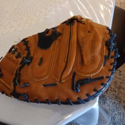 Baseball  Glove 