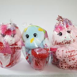 Little Stuff Animals For The Special  Someone And A Jar Of Sweets