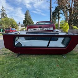 Truck Shell 8ft bed extra tall.