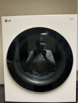 NEW L G WASHER DRYER AND STTOVE