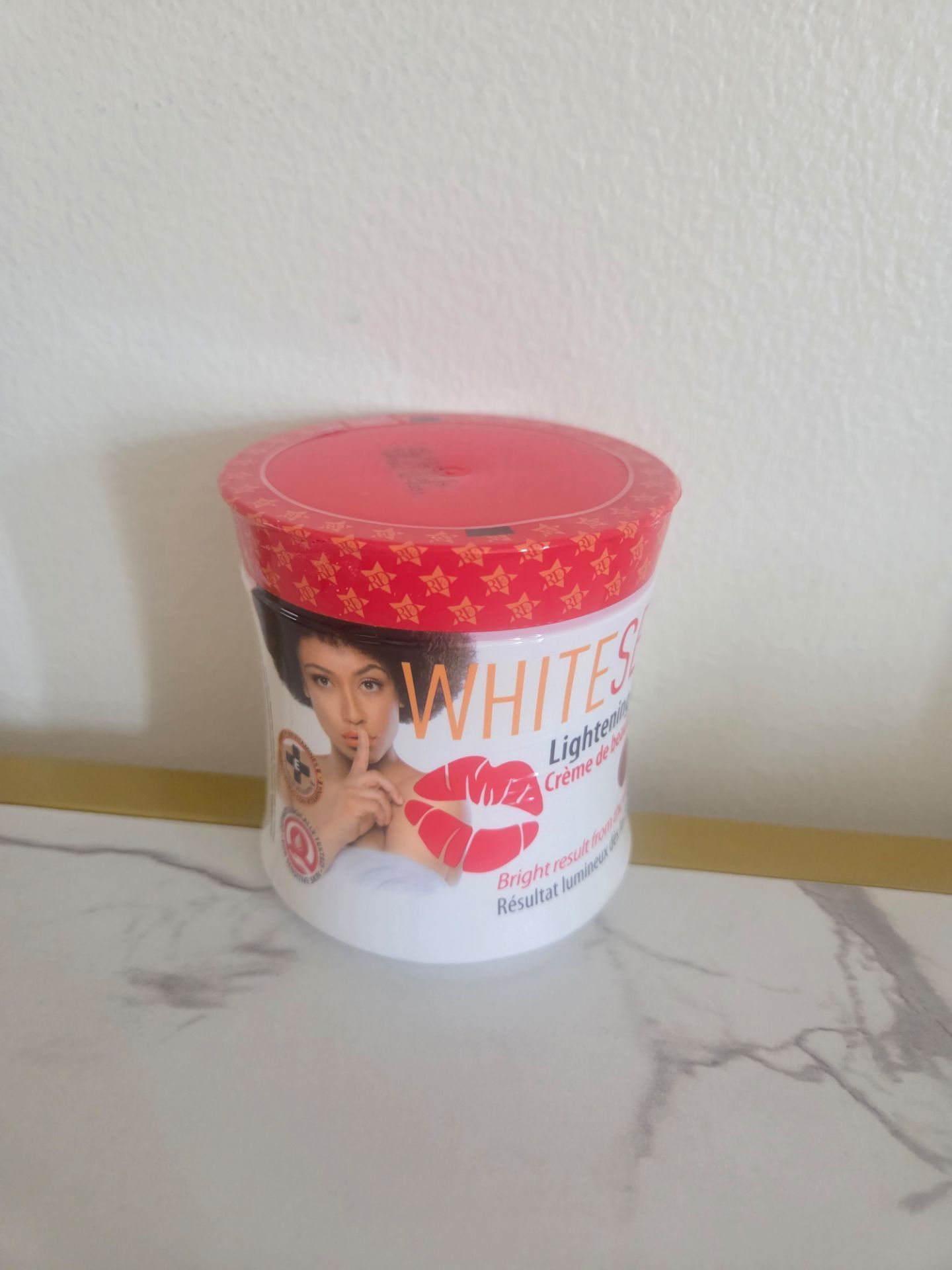 White secret cream