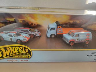 HOT WHEELS.