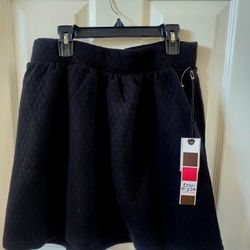 Free Style Black CUTE Skirt. Size L. Pick Up Palmdale Ca