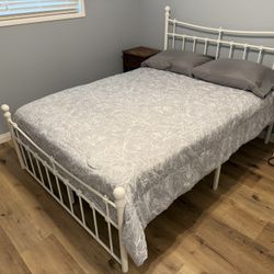 Full Size Bed