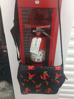 Chili pepper purse