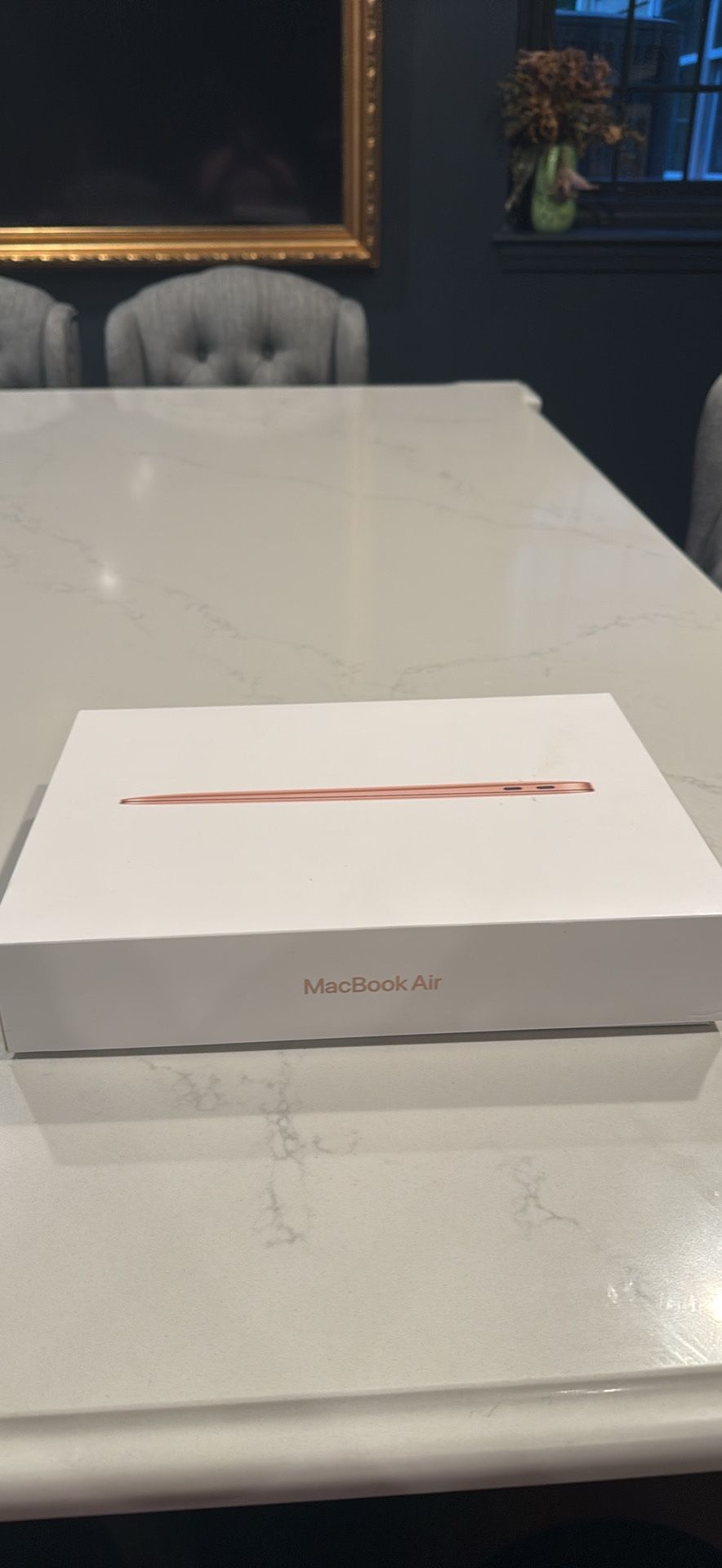 MacBook Air 13-inch | M1 Chip | 256GB