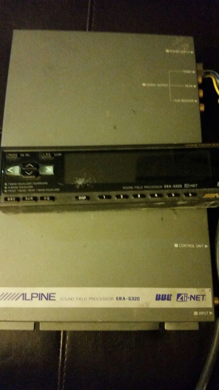 Alpine ERA-G320 Digital Equalizer