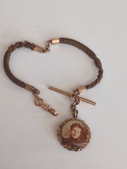 Victorian mourning jewelry