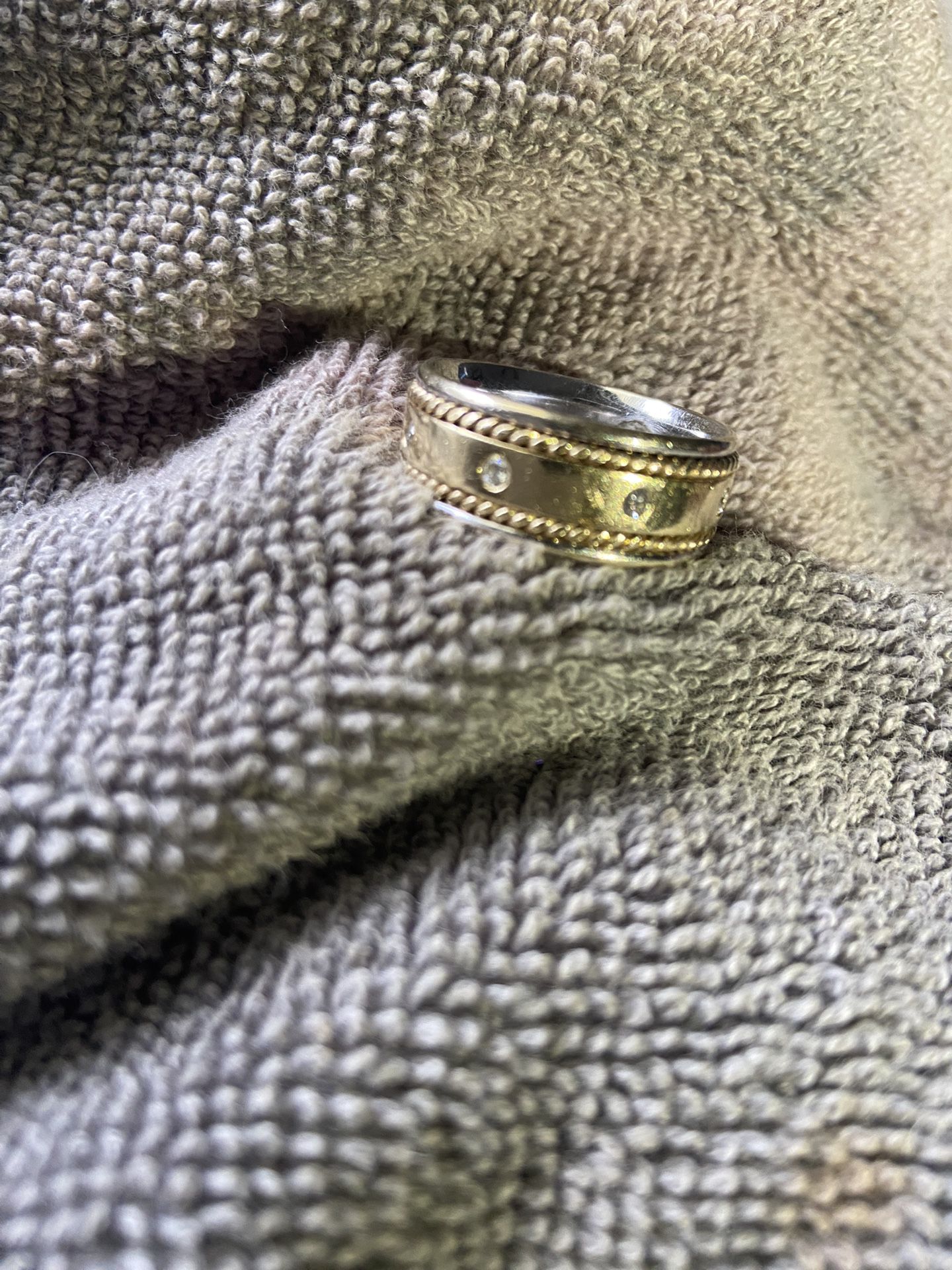Men’s Yellow & White AW 14K Wedding Ring 