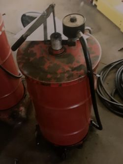 Gear lube pump