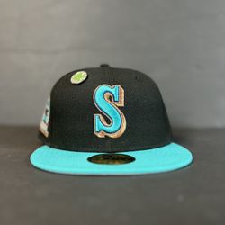 New Era Fitted Seattle Mariners Size 7 1/8 Randy Johnson from Capsule 