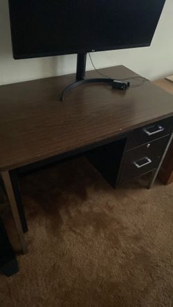 Free metal desk