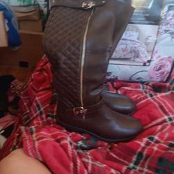 Womans Size 10 Dream Pair Boots New