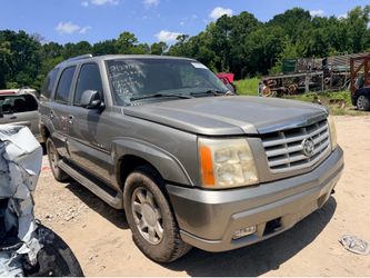 2002 CADILLAC ESCALADE IN FOR PARTS ‼️