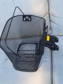 Front Bicycle Basket with Lotus Quick Release