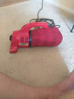 Royal Dirt Devil Vacuum Cleaner, Very Powerful, With The Extra Long Electric Cord 20 Feet Made In USA. Great for Car Detailing And Household Cleanup.