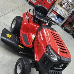 Riding Mower 100% Ready To Mow Today Needs Nothing 42" Cut Little Over 45 Hrs Of Use 
