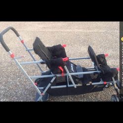 Sit & stand triple stroller