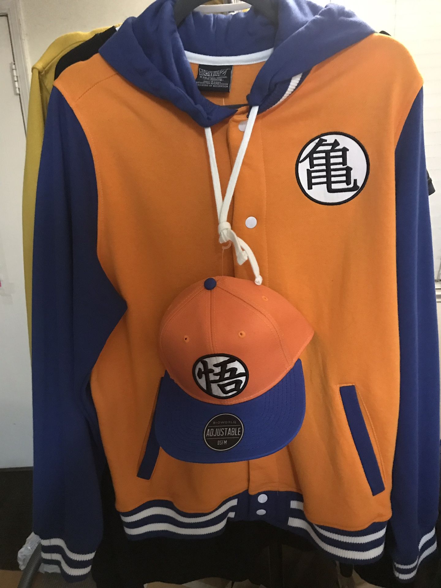 New DRAGON BALL Z DBZ GOKU VARSITY HOODIE Jacket ORANGE Blue w/ SnapBack Hat Cap