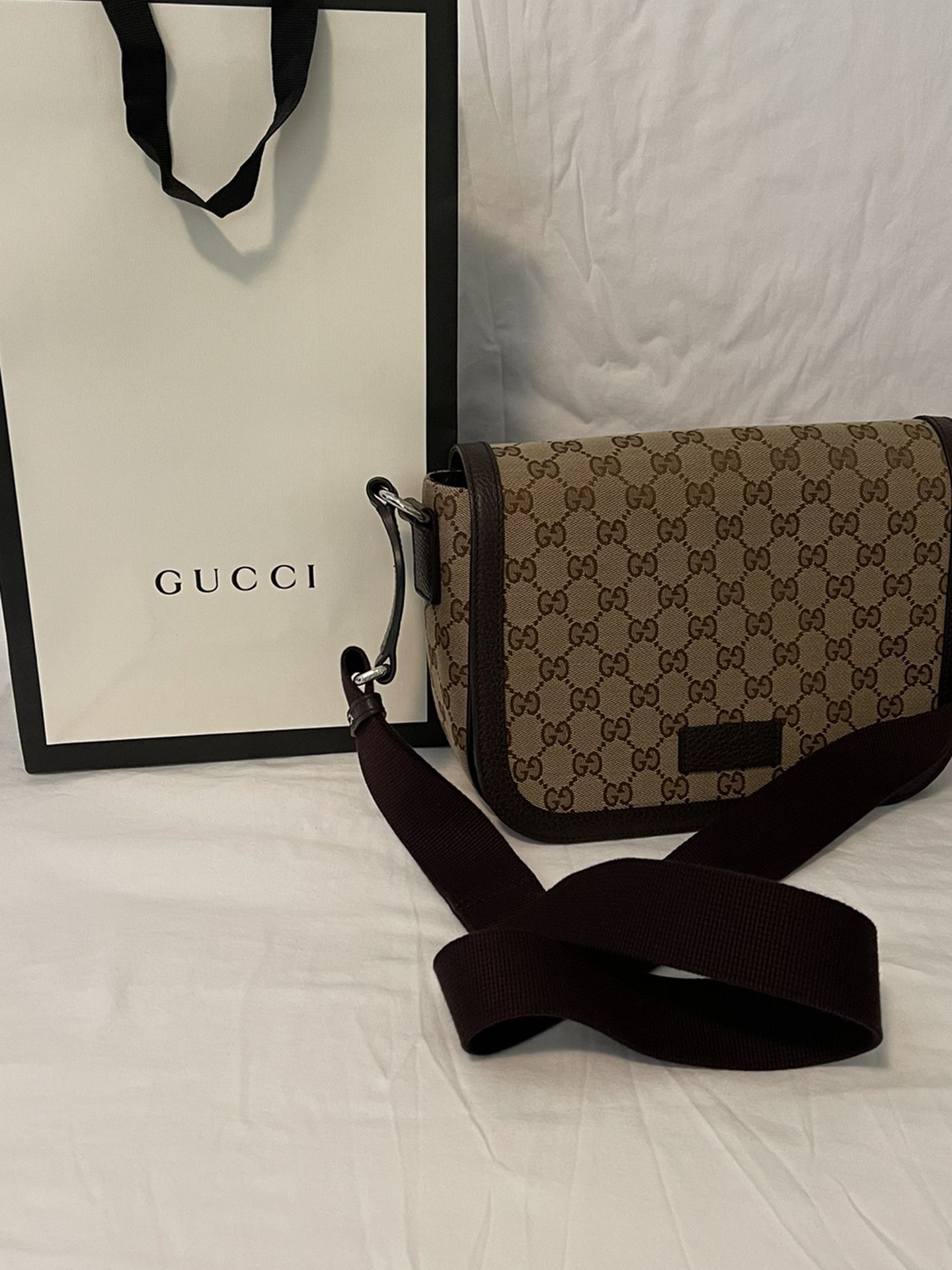 Gucci Messenger Bag Authentic !!!