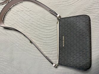 MICHAEL KORS Purses