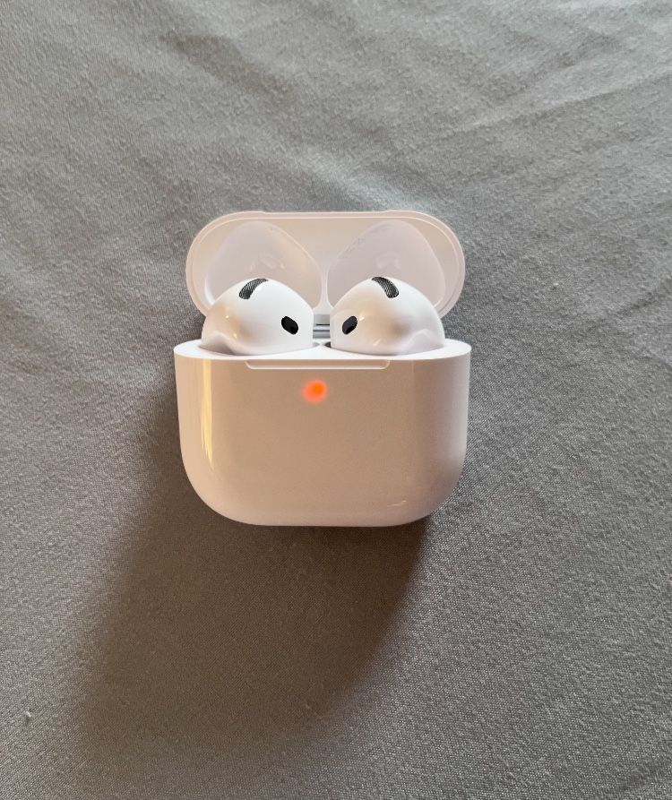 AirPods Gen 4