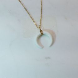 The Kate Horn Choker necklace from RachelMichelleUSA