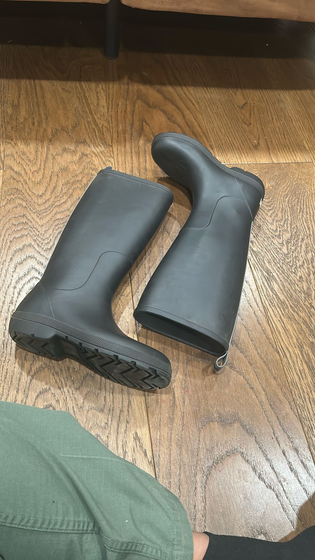 7 Totes Women Rain Boots