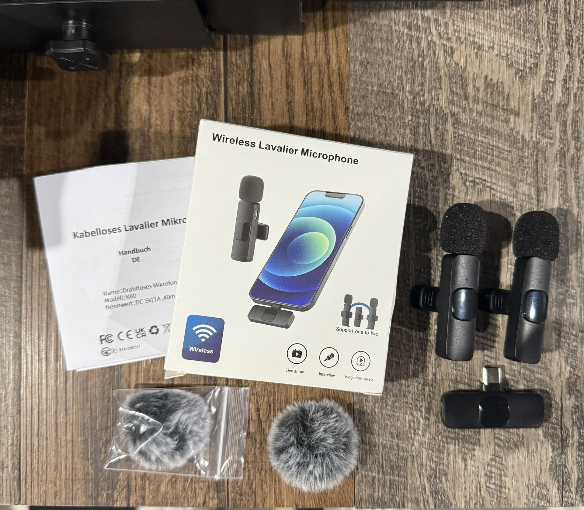 Wireless Microphone Set iPhone And Android USB C Tok Tok YouTube Interviews