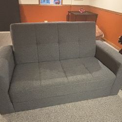 Couch/ Sleeping Sofa 