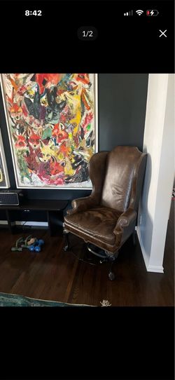 Vintage leather Wingchair 175$