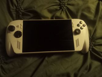 Hand held Xbox ROG