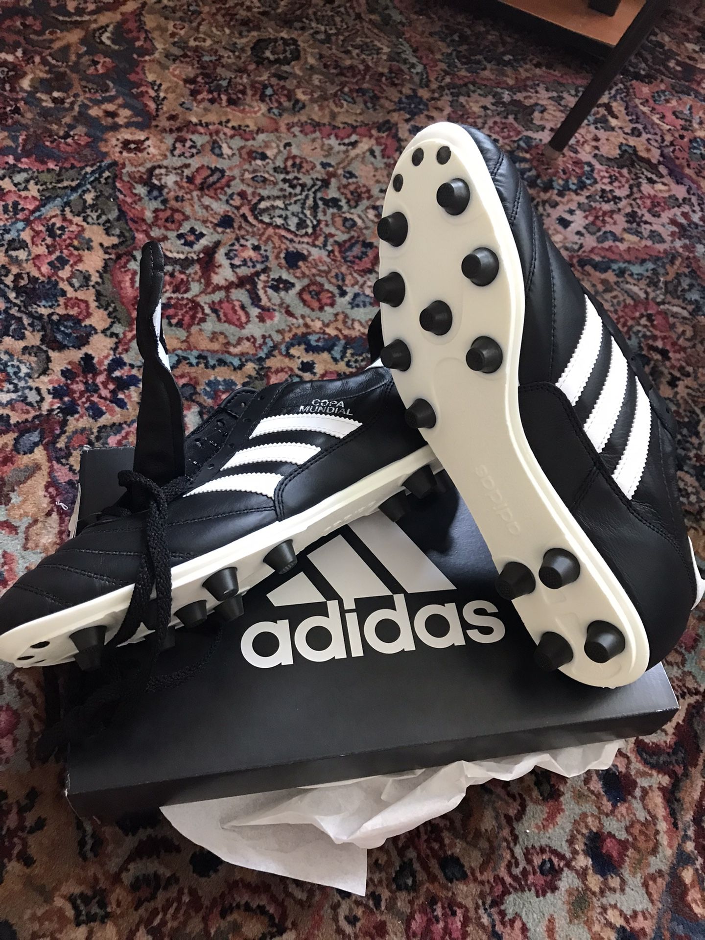voering bon Toevallig Adidas Men's Copa Mundial Outdoor Kangaroo Leather Soccer Cleats Shoes for  Sale in Phoenix, AZ - OfferUp