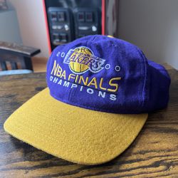 2000 Los Angeles Lakers Champions Hat