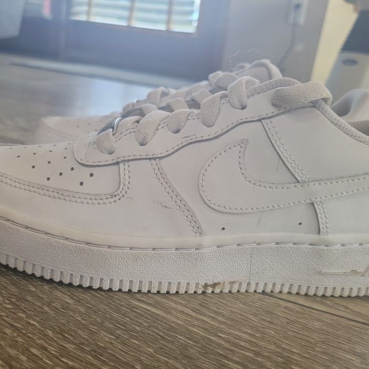 Air force ones 2025 size 5.5