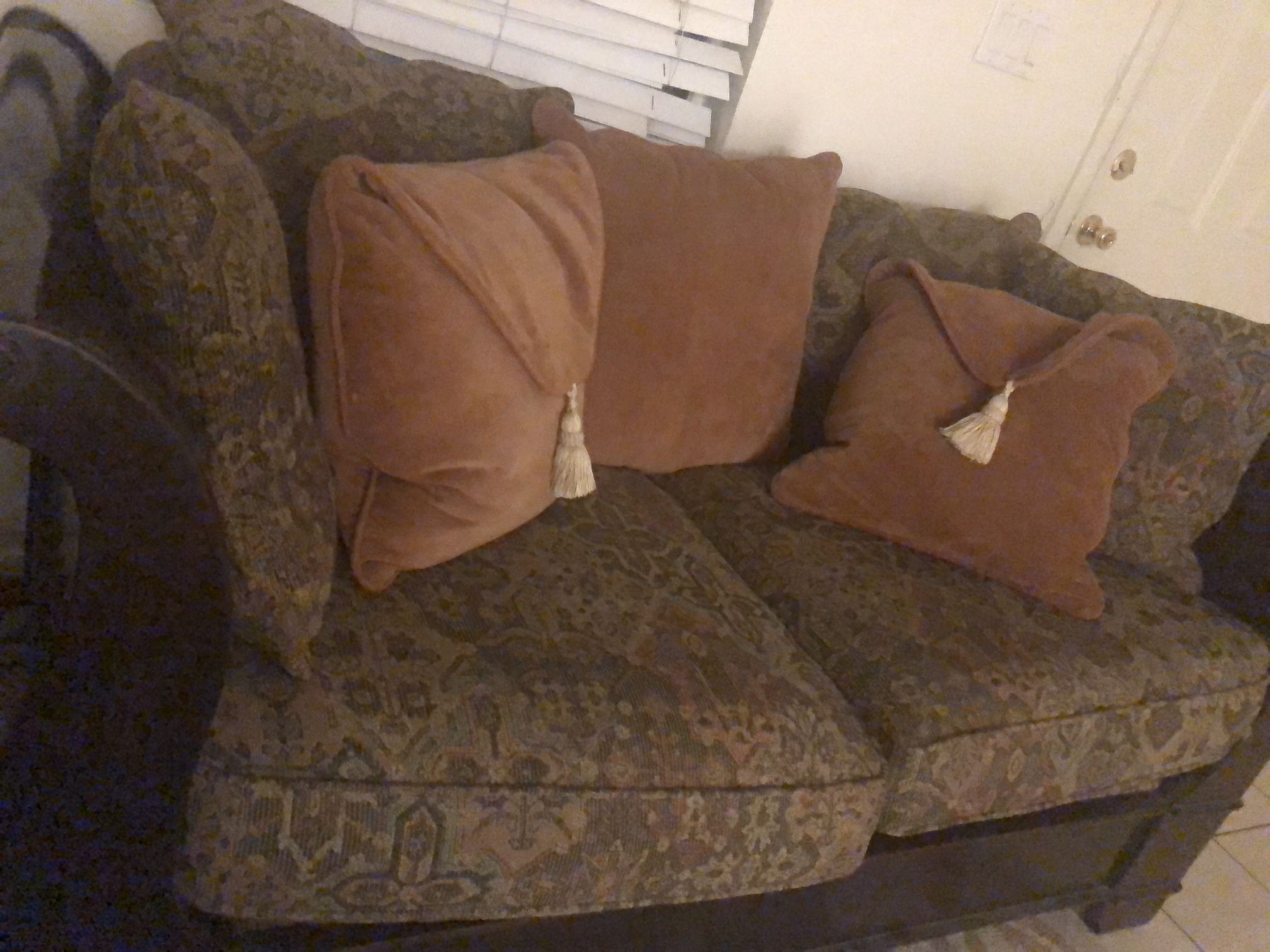 Bassett Loveseat