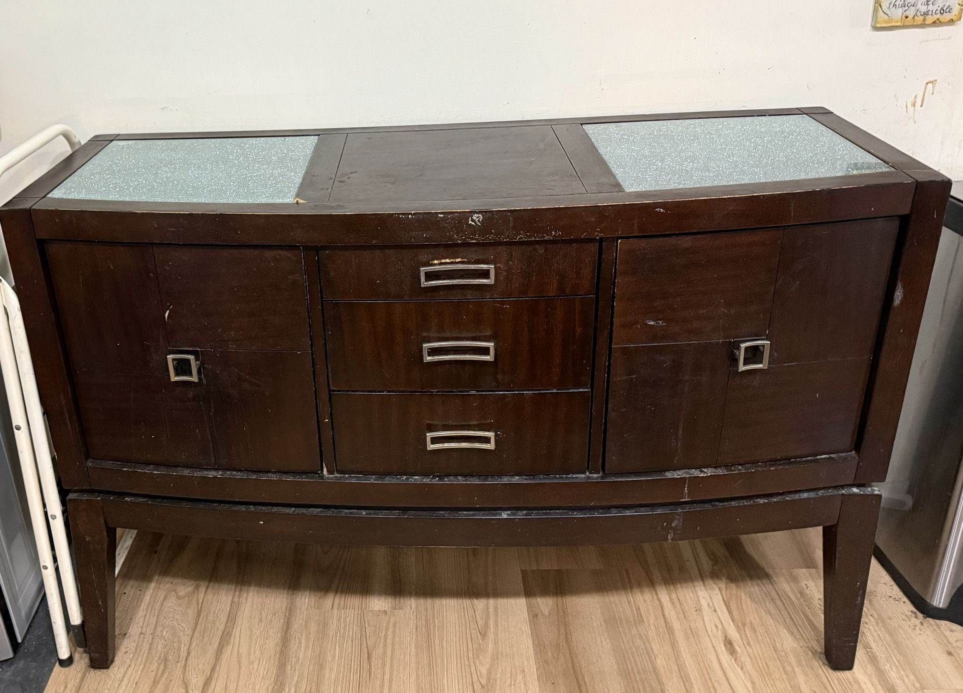 Sideboard