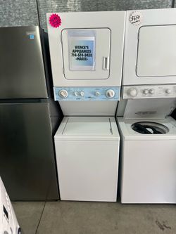 24 WIDE KENMORE ELECTRIC STACKABLE 110 VOLTS