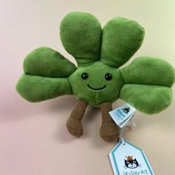 Jellycat Amuseable Siofra Shamrock