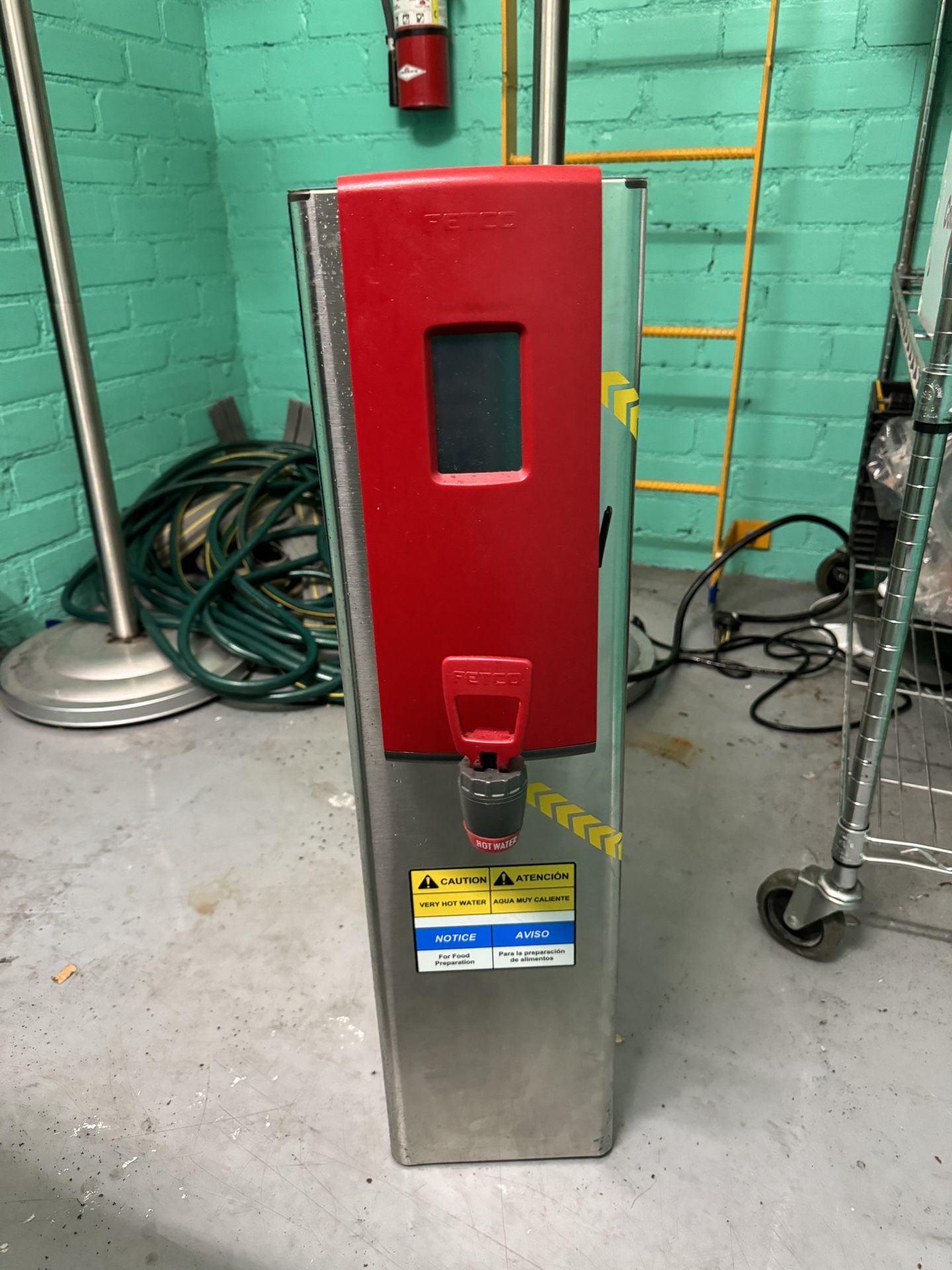 Fetco 5 Gallon Hot Water Dispenser with Touchscreen Controls 208240V