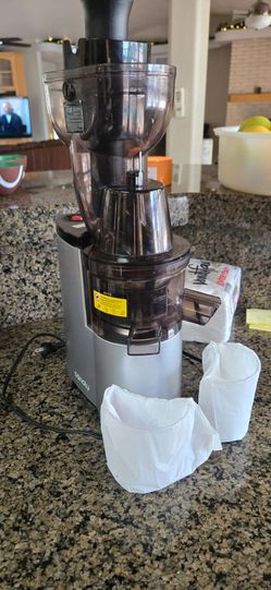 Masticating juicer machine powerful