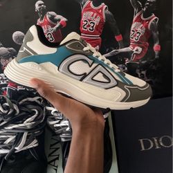 Dior B30
