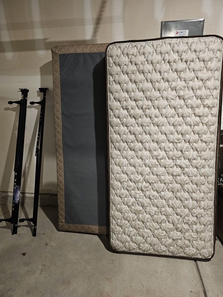Twin Mattress Bed Set