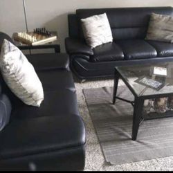 New Black Sofa & Loveseat 