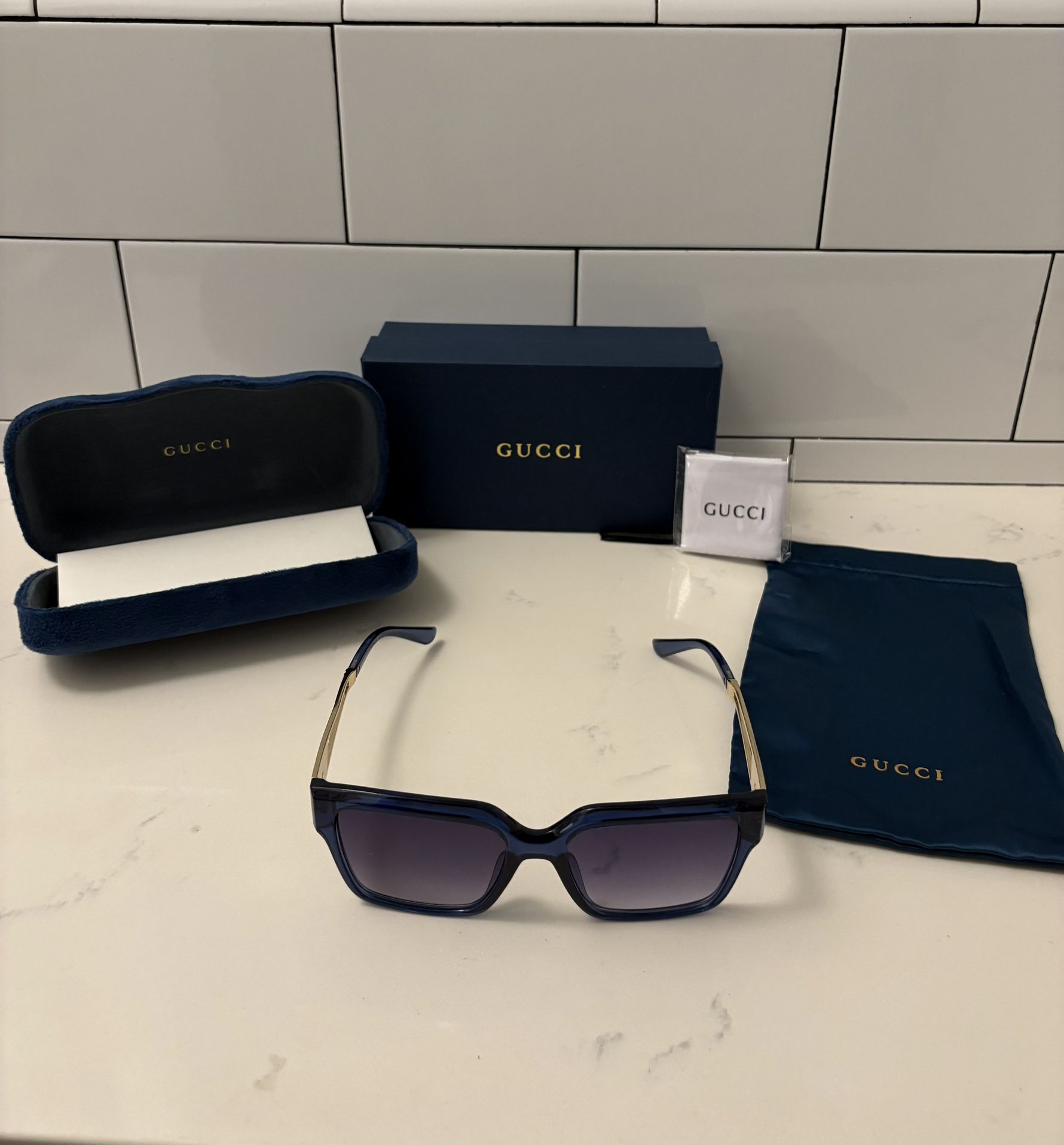 Gucci Sunglasses 