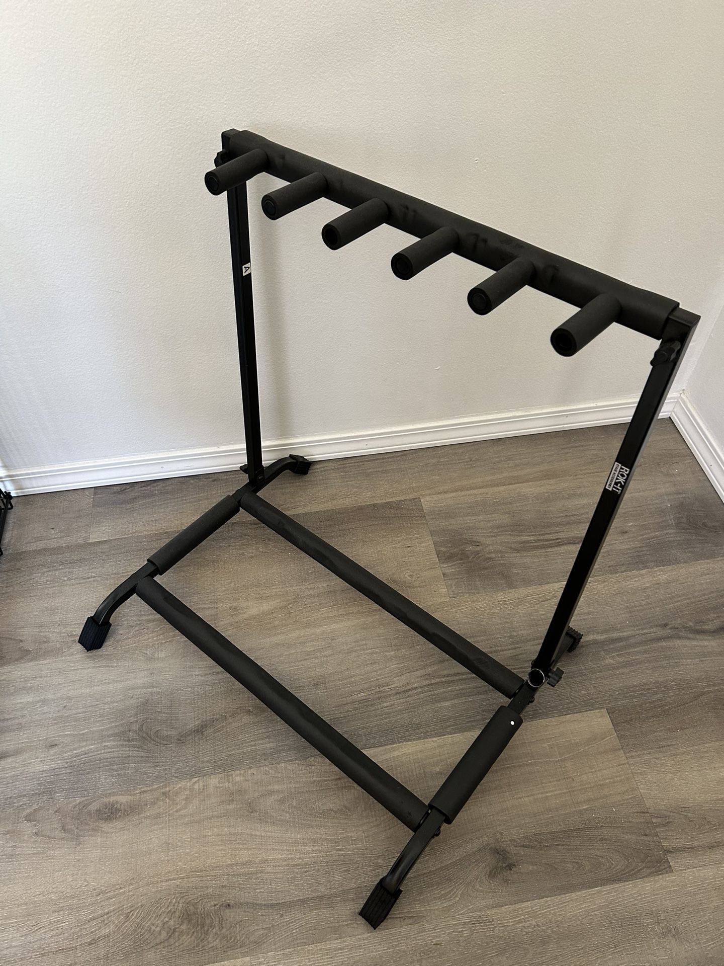 Guitar Stand