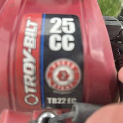 Troy-Bilt 25 CC Weed Hacker