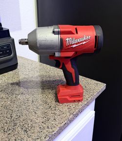 Milwaukee M18 1/2 impact Tool Only
