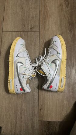 Nike dunks off white lot 1 500$ obo