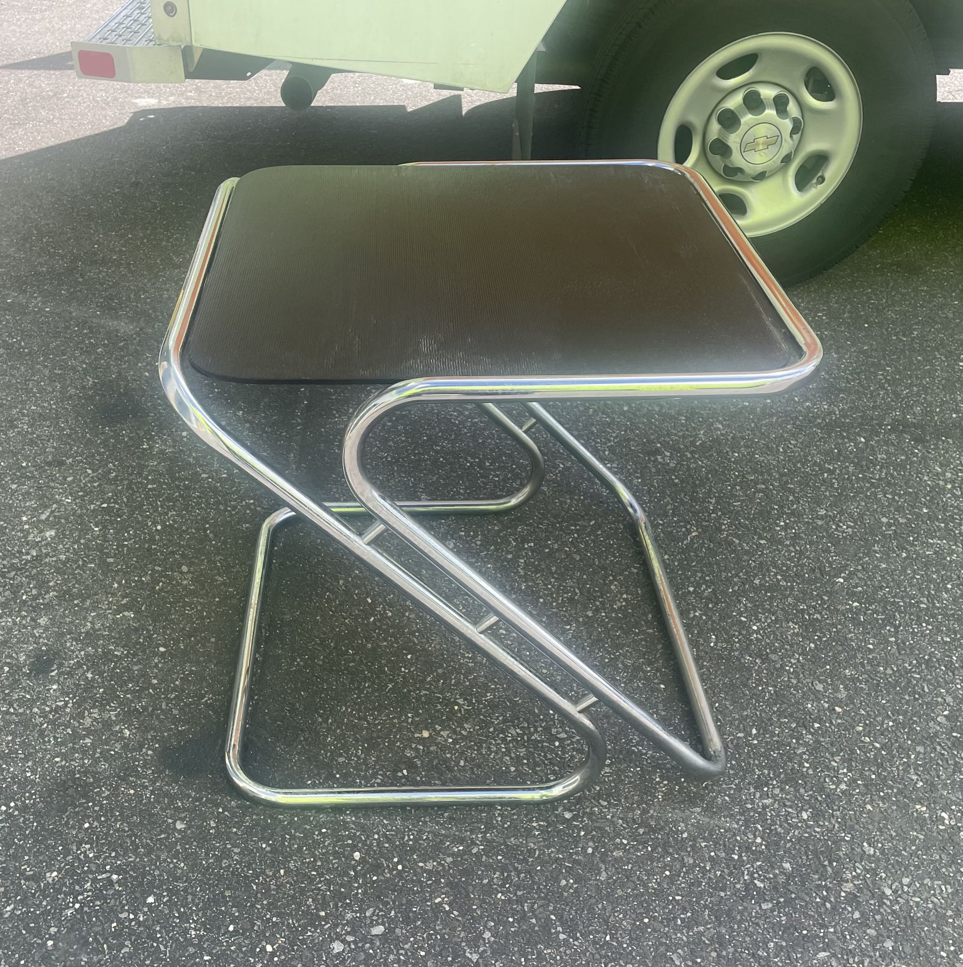 Mid Century Modern Tubular Chrome Glass Square Side Table (Needs TLC)